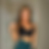 [OnlyFans.com] saralovexx (13 vids, 141 pics) Petite cutie shows off her fit body thumb